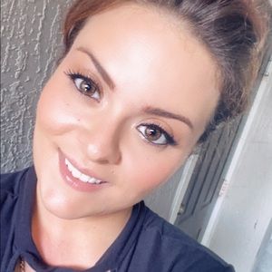 Meet your Posher, Brandi